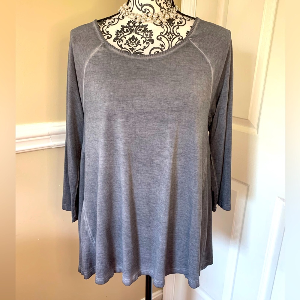 Cloud Chaser, womens, soft and comfy, grayish blue top, size XL